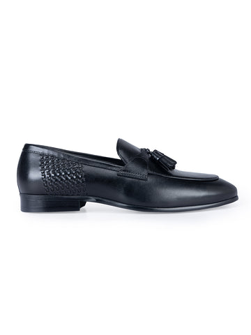Black Leather Loafers With Tassels