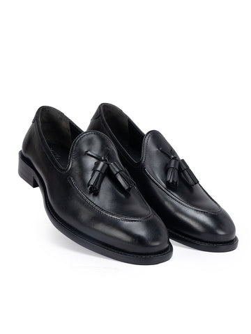Black Leather Loafers With Tassels