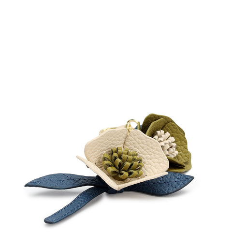 Pebble Bag Hanging - Marshmallow & Olive