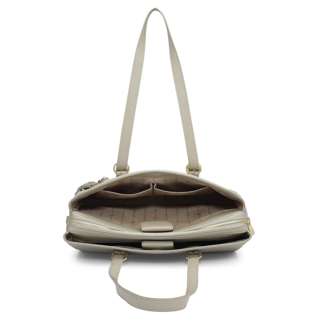 Medium Franzy Leather Shoulder Bag - Chalk
