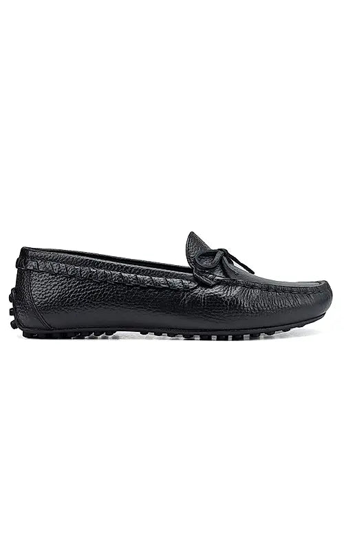 Black Moccasins With Bow Detail