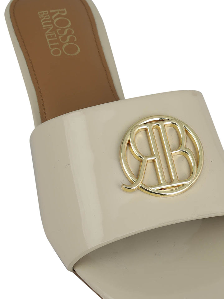 White Heels With Logo Buckle