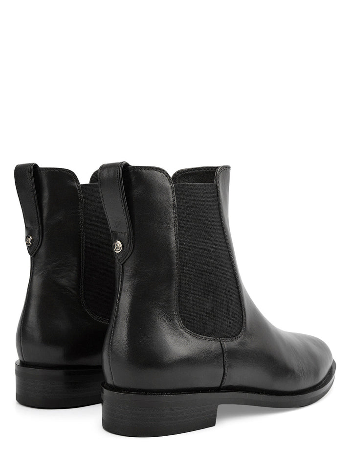 Black Plain Leather Ankle Length Boots