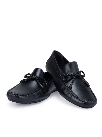 Black Leather Moccasins With Bow Detail