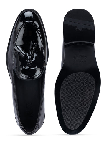 Black Patent Leather Loafers With Tassels