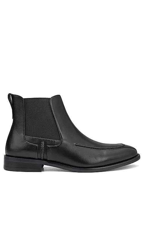 Black Plain Leather Boots