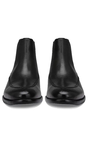 Black Plain Leather Boots