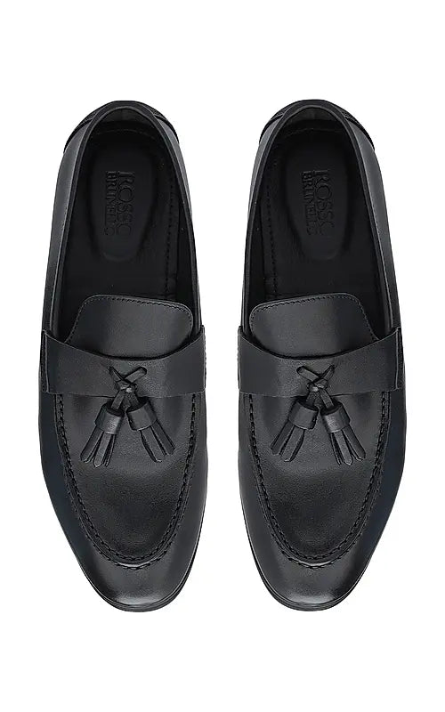 Black Leather Loafers With Tassels