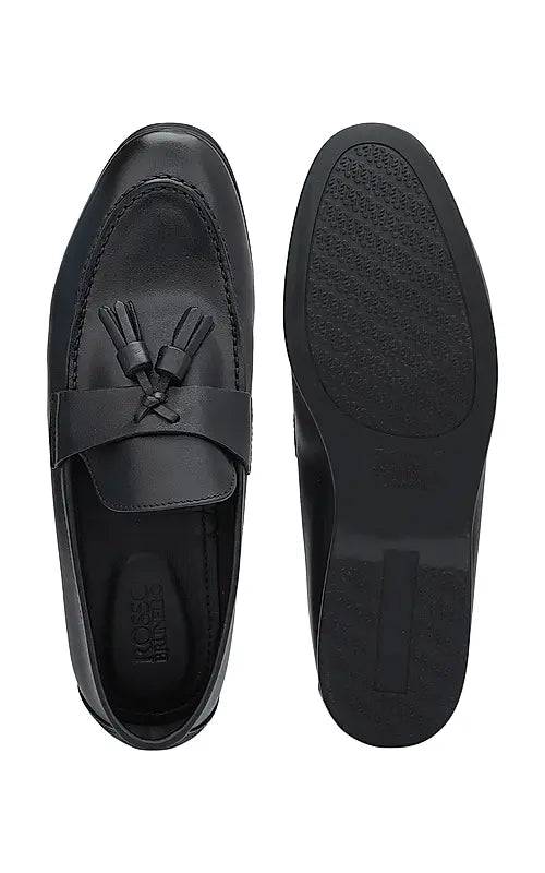 Black Leather Loafers With Tassels