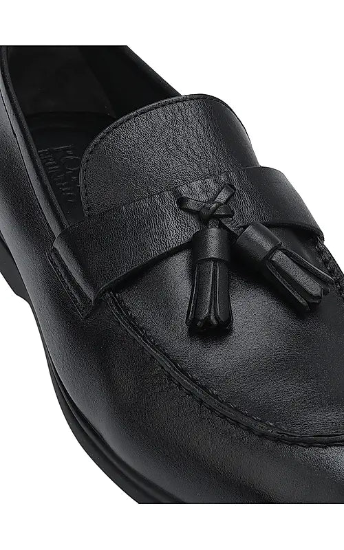 Black Leather Loafers With Tassels