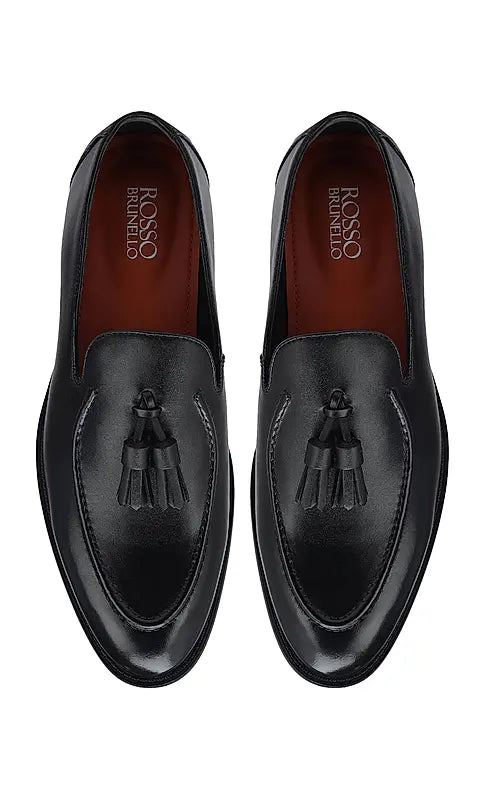 Black Leather Loafers With Tassels