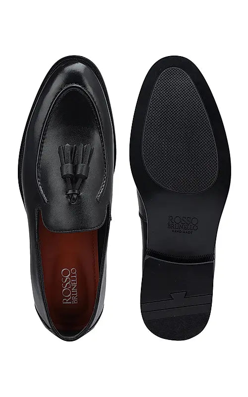Black Leather Loafers With Tassels
