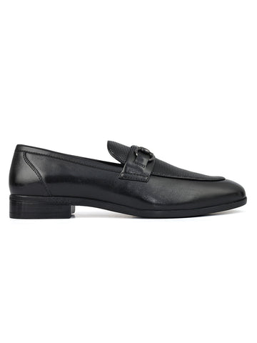 Black Mat Textured Loafers With Buckle
