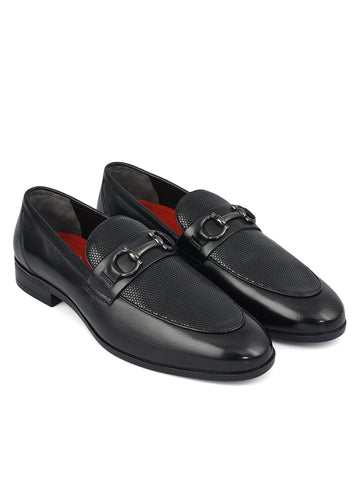 Black Mat Textured Loafers With Buckle