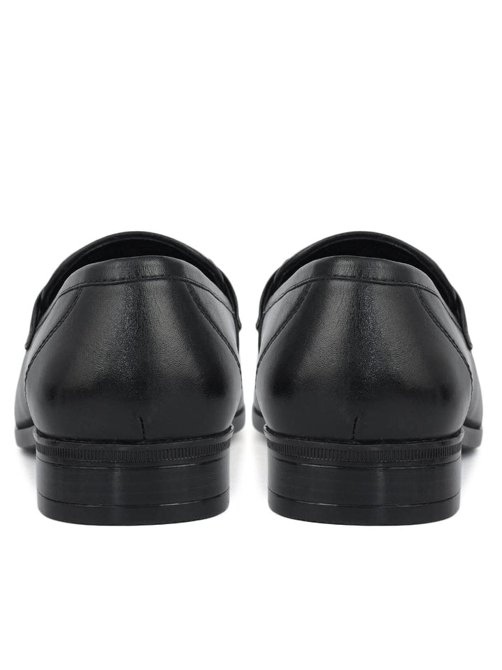 Black Mat Textured Loafers With Buckle