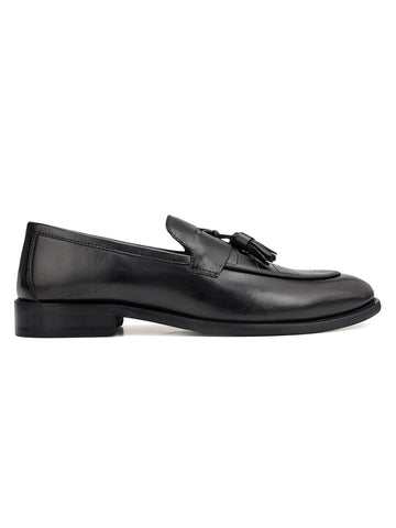 Black Croco Textured Loafers With Tassels
