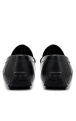 Black Moccasins With Metal Buckle