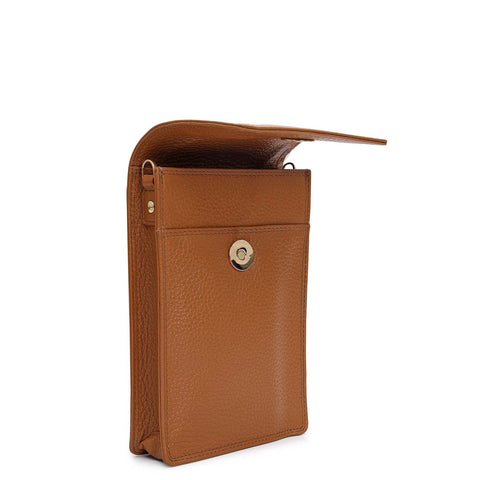 Wax Leather Passport Case - Caramel